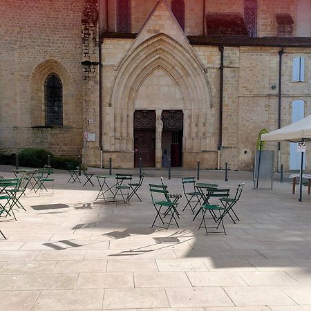 "Les Chacobins" - Appart'Etape Avec Garage Velos La Réole Exterior photo