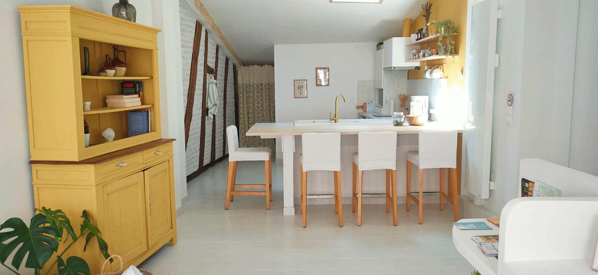 "Les Chacobins" - Appart'Etape Avec Garage Velos La Réole Room photo